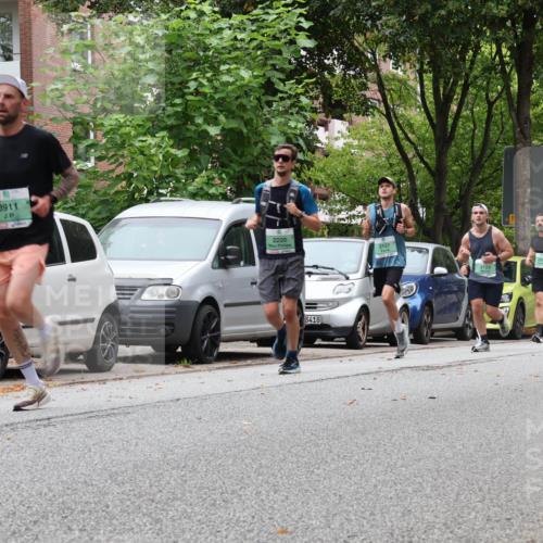 21.09.2025 - PSD Bank Halbmarathon Luisa Fischer http://msf.ph/oto/8927005 21.09.2025 11:32:10 Laufen 3911, 3418, 2127, 2123 meine-sportfotos.de