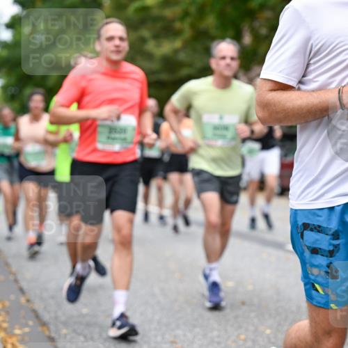 21.09.2025 - PSD Bank Halbmarathon Dr. Thomas Lammeyer http://msf.ph/oto/8927825 21.09.2025 10:47:20 Laufen 18, 3955 meine-sportfotos.de