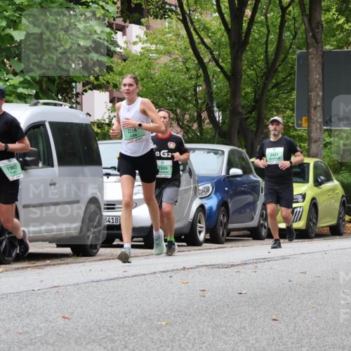 21.09.2025 - PSD Bank Halbmarathon Luisa Fischer http://msf.ph/oto/8928091 21.09.2025 11:37:58 Laufen 2214, 1983, 3418, 2, 2421, 2335 meine-sportfotos.de