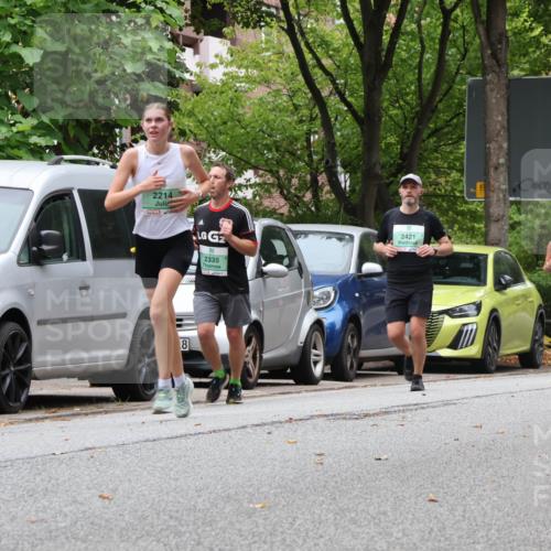 21.09.2025 - PSD Bank Halbmarathon Luisa Fischer http://msf.ph/oto/8928092 21.09.2025 11:37:58 Laufen 2214, 8, 2, 2335, 2421, 2307 meine-sportfotos.de