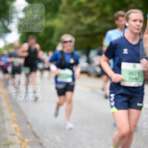 21.09.2025 - PSD Bank Halbmarathon Dr. Thomas Lammeyer http://msf.ph/oto/8928180 21.09.2025 10:47:47 Laufen 3871 meine-sportfotos.de