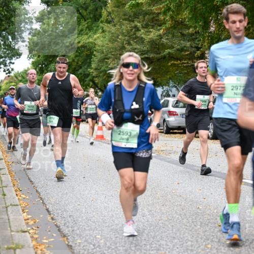 21.09.2025 - PSD Bank Halbmarathon Dr. Thomas Lammeyer http://msf.ph/oto/8928183 21.09.2025 10:47:47 Laufen 1072, 1211, 2593, 2986, 2972 meine-sportfotos.de