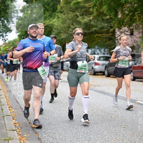 21.09.2025 - PSD Bank Halbmarathon Dr. Thomas Lammeyer http://msf.ph/oto/8928272 21.09.2025 10:47:52 Laufen 226, 2198, 1432, 2943, 3189 meine-sportfotos.de