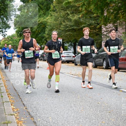 21.09.2025 - PSD Bank Halbmarathon Dr. Thomas Lammeyer http://msf.ph/oto/8928333 21.09.2025 10:47:55 Laufen 2885, 2841, 2574, 2517, 4915 meine-sportfotos.de