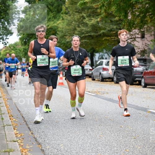 21.09.2025 - PSD Bank Halbmarathon Dr. Thomas Lammeyer http://msf.ph/oto/8928344 21.09.2025 10:47:56 Laufen 2885, 3004, 2841, 5, 2574, 2517, 4915 meine-sportfotos.de