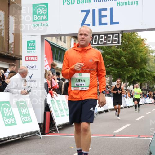 21.09.2025 - PSD Bank Halbmarathon Strokosch-Dieckow http://msf.ph/oto/8928400 21.09.2025 12:07:58 Ziel 2493, 2956, 3396, 3729, 3746, 3948, 3975 meine-sportfotos.de