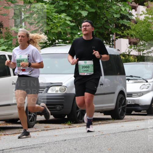 21.09.2025 - PSD Bank Halbmarathon Luisa Fischer http://msf.ph/oto/8928428 21.09.2025 11:39:10 Laufen 2257, 2060, 3418 meine-sportfotos.de