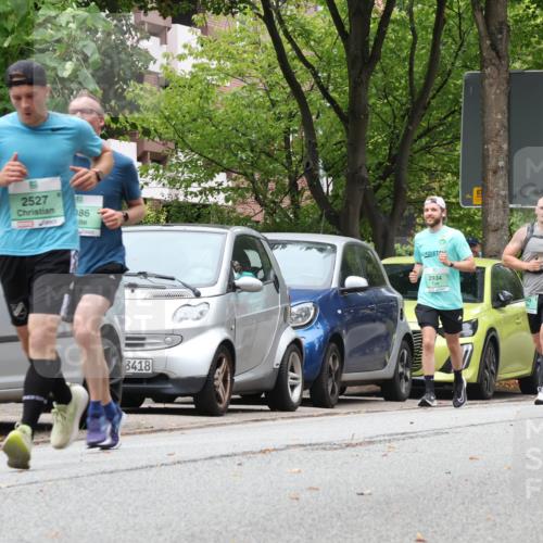 21.09.2025 - PSD Bank Halbmarathon Luisa Fischer http://msf.ph/oto/8928459 21.09.2025 11:39:17 Laufen 2527, 086, 3418, 2934 meine-sportfotos.de