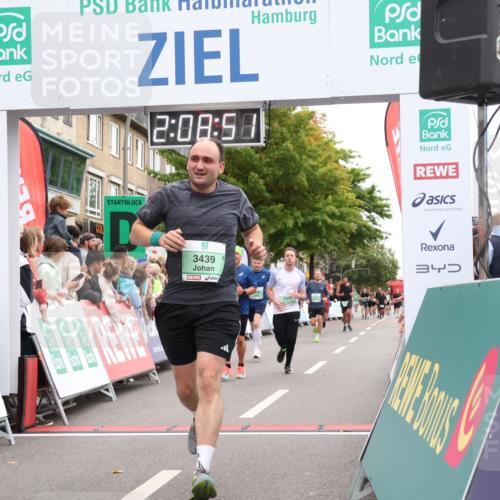 21.09.2025 - PSD Bank Halbmarathon Strokosch-Dieckow http://msf.ph/oto/8928512 21.09.2025 12:08:15 Ziel 1495, 1496, 2396, 2593, 2612, 2896, 2908, 2972, 3108, 3439 meine-sportfotos.de