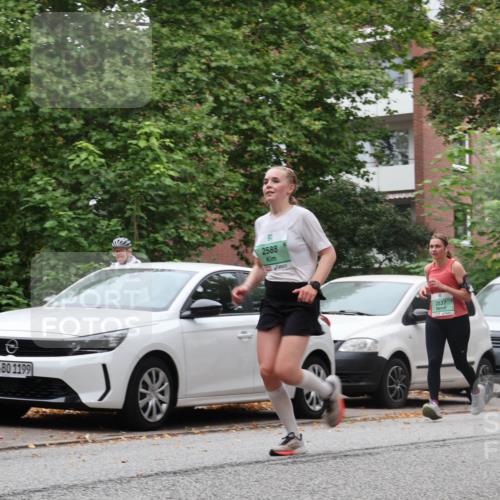 21.09.2025 - PSD Bank Halbmarathon Luisa Fischer http://msf.ph/oto/8928606 21.09.2025 11:41:36 Laufen 1199, 2588, 2537, 2485 meine-sportfotos.de