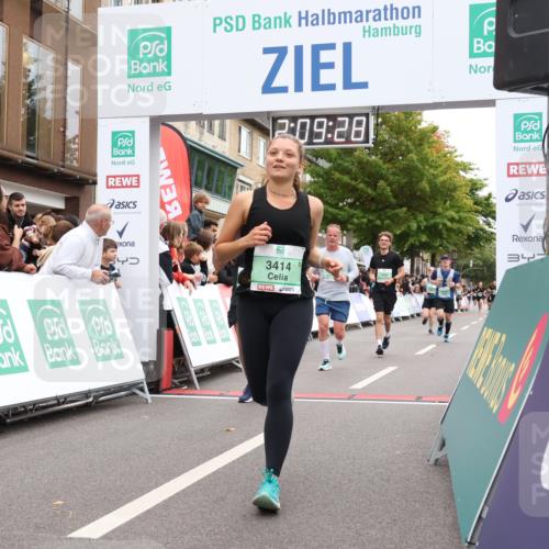 21.09.2025 - PSD Bank Halbmarathon Strokosch-Dieckow http://msf.ph/oto/8928804 21.09.2025 12:08:51 Ziel 1332, 1442, 1636, 2575, 3223, 3261, 3414, 3506, 3794 meine-sportfotos.de