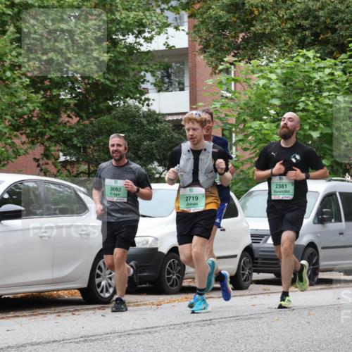 21.09.2025 - PSD Bank Halbmarathon Luisa Fischer http://msf.ph/oto/8929072 21.09.2025 11:46:32 Laufen 3092, 2719, 2381, 3418 meine-sportfotos.de