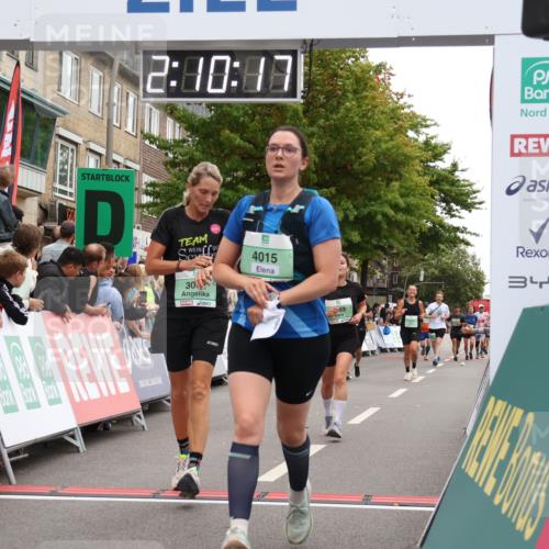 21.09.2025 - PSD Bank Halbmarathon Strokosch-Dieckow http://msf.ph/oto/8929112 21.09.2025 12:09:40 Ziel 2576, 3062, 3063, 3145, 3230, 4015 meine-sportfotos.de
