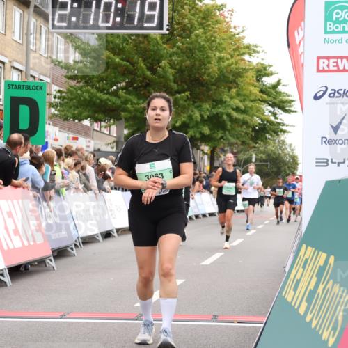 21.09.2025 - PSD Bank Halbmarathon Strokosch-Dieckow http://msf.ph/oto/8929129 21.09.2025 12:09:43 Ziel 1690, 2576, 3062, 3063, 3145, 3196, 3230, 4015 meine-sportfotos.de
