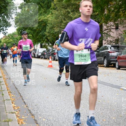 21.09.2025 - PSD Bank Halbmarathon Dr. Thomas Lammeyer http://msf.ph/oto/8929208 21.09.2025 10:48:49 Laufen 1727, 2838, 4915 meine-sportfotos.de