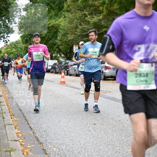 21.09.2025 - PSD Bank Halbmarathon Dr. Thomas Lammeyer http://msf.ph/oto/8929221 21.09.2025 10:48:49 Laufen 1727, 2211, 1726, 2838, 4915 meine-sportfotos.de