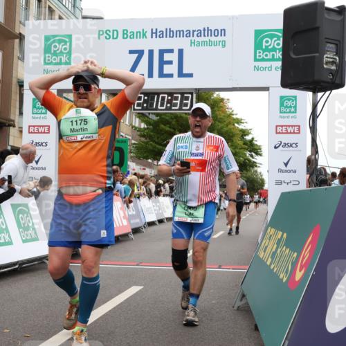 21.09.2025 - PSD Bank Halbmarathon Strokosch-Dieckow http://msf.ph/oto/8929255 21.09.2025 12:09:56 Ziel 1175, 1200, 1606, 2363, 2784, 3325, 4035 meine-sportfotos.de