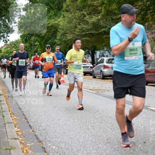 21.09.2025 - PSD Bank Halbmarathon Dr. Thomas Lammeyer http://msf.ph/oto/8929315 21.09.2025 10:48:54 Laufen 1175, 2046, 3677, 3065, 4915 meine-sportfotos.de