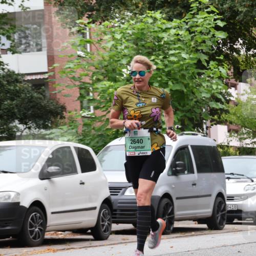 21.09.2025 - PSD Bank Halbmarathon Luisa Fischer http://msf.ph/oto/8929393 21.09.2025 11:47:45 Laufen 2640, 3418, 2558 meine-sportfotos.de