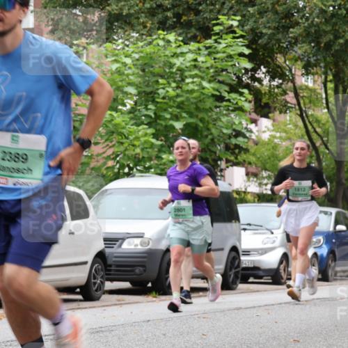 21.09.2025 - PSD Bank Halbmarathon Luisa Fischer http://msf.ph/oto/8929464 21.09.2025 11:47:58 Laufen 2389, 2801, 6418, 1812 meine-sportfotos.de