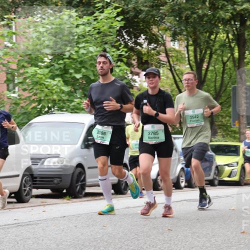 21.09.2025 - PSD Bank Halbmarathon Luisa Fischer http://msf.ph/oto/8929481 21.09.2025 11:48:01 Laufen 2542, 2186, 2785, 4049, 2388 meine-sportfotos.de