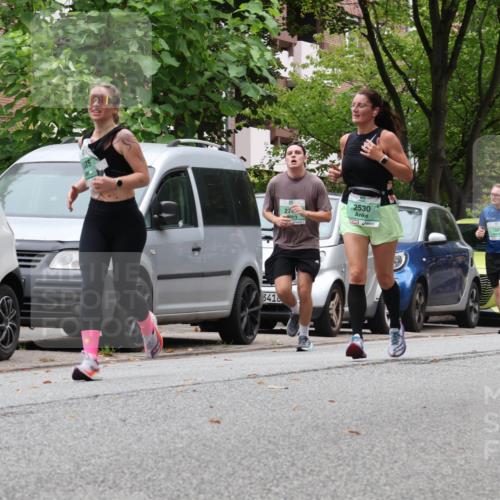 21.09.2025 - PSD Bank Halbmarathon Luisa Fischer http://msf.ph/oto/8929515 21.09.2025 11:48:08 Laufen 341, 27, 2530, 1929, 1104 meine-sportfotos.de