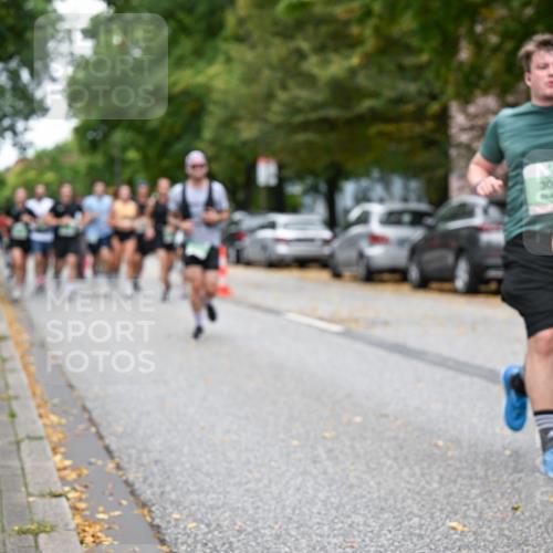 21.09.2025 - PSD Bank Halbmarathon Dr. Thomas Lammeyer http://msf.ph/oto/8929618 21.09.2025 10:49:11 Laufen 3042, 3396 meine-sportfotos.de
