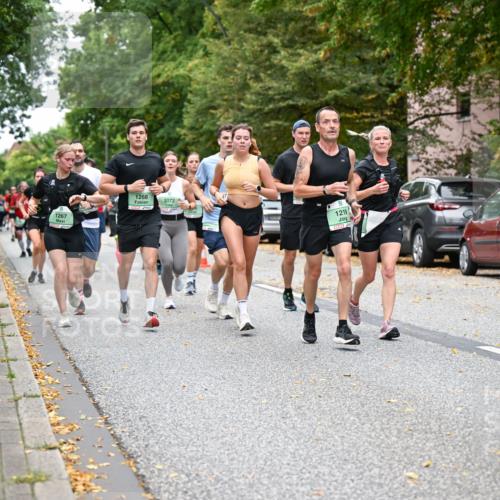 21.09.2025 - PSD Bank Halbmarathon Dr. Thomas Lammeyer http://msf.ph/oto/8929707 21.09.2025 10:49:16 Laufen 1267, 1268, 3072, 1219, 4915 meine-sportfotos.de