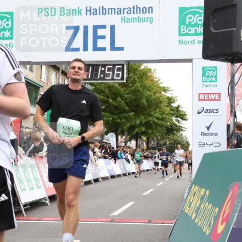 21.09.2025 - PSD Bank Halbmarathon Strokosch-Dieckow http://msf.ph/oto/8929801 21.09.2025 12:11:20 Ziel 1643, 2613, 3181 meine-sportfotos.de