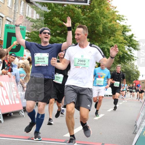 21.09.2025 - PSD Bank Halbmarathon Strokosch-Dieckow http://msf.ph/oto/8929822 21.09.2025 12:11:27 Ziel 1649, 2326, 2969, 3036, 3045, 3448, 3455, 3526 meine-sportfotos.de