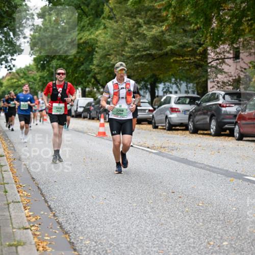 21.09.2025 - PSD Bank Halbmarathon Dr. Thomas Lammeyer http://msf.ph/oto/8929934 21.09.2025 10:49:28 Laufen 1258, 1538, 4915 meine-sportfotos.de