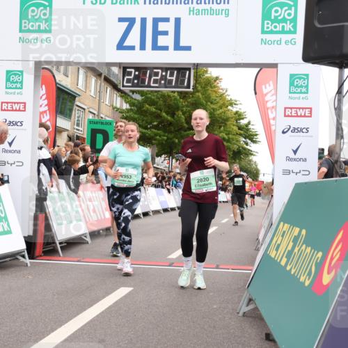 21.09.2025 - PSD Bank Halbmarathon Strokosch-Dieckow http://msf.ph/oto/8930088 21.09.2025 12:12:04 Ziel 2820, 2953, 3221, 3399, 3411, 3646 meine-sportfotos.de