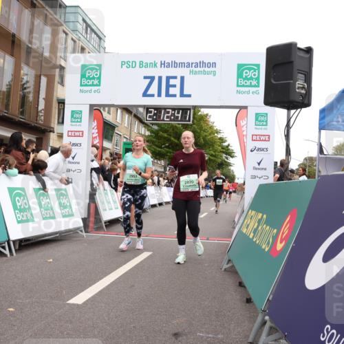21.09.2025 - PSD Bank Halbmarathon Strokosch-Dieckow http://msf.ph/oto/8930094 21.09.2025 12:12:04 Ziel 2820, 2953, 3221, 3399, 3411, 3646 meine-sportfotos.de
