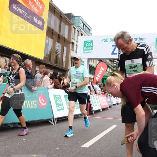 21.09.2025 - PSD Bank Halbmarathon Strokosch-Dieckow http://msf.ph/oto/8930138 21.09.2025 12:12:20 Ziel 1140, 1289, 2824, 3367, 3450, 3998, 4006 meine-sportfotos.de