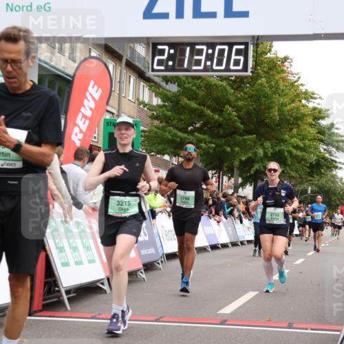 21.09.2025 - PSD Bank Halbmarathon Strokosch-Dieckow http://msf.ph/oto/8930188 21.09.2025 12:12:29 Ziel 1289, 1390, 2732, 2768, 3215 meine-sportfotos.de