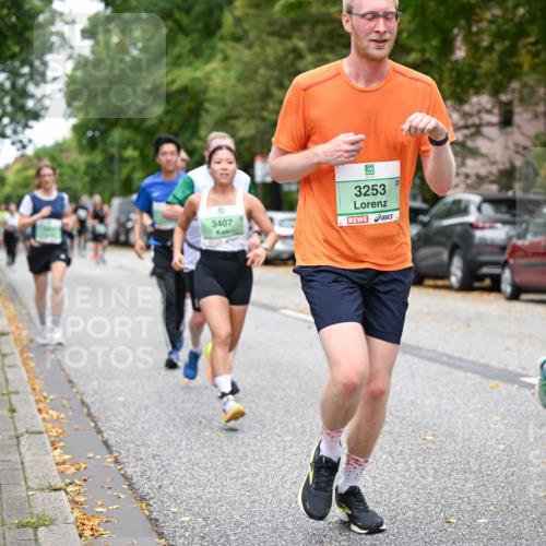 21.09.2025 - PSD Bank Halbmarathon Dr. Thomas Lammeyer http://msf.ph/oto/8930194 21.09.2025 10:49:42 Laufen 3253, 3407, 1579 meine-sportfotos.de
