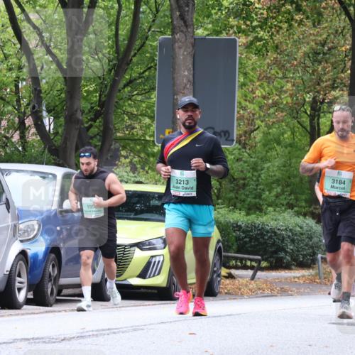 21.09.2025 - PSD Bank Halbmarathon Luisa Fischer http://msf.ph/oto/8930197 21.09.2025 11:51:03 Laufen 185, 3213, 3184, 1802, 2056, 2950 meine-sportfotos.de