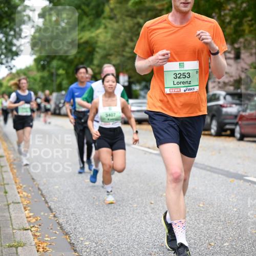 21.09.2025 - PSD Bank Halbmarathon Dr. Thomas Lammeyer http://msf.ph/oto/8930198 21.09.2025 10:49:42 Laufen 3407, 3253, 1579 meine-sportfotos.de