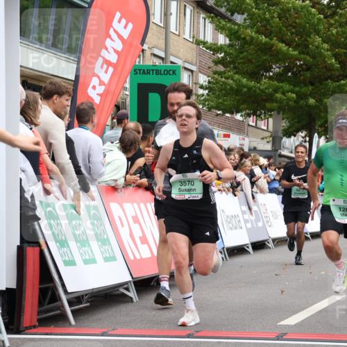 21.09.2025 - PSD Bank Halbmarathon Strokosch-Dieckow http://msf.ph/oto/8930307 21.09.2025 12:12:39 Ziel 1099, 1204, 1241, 1617, 3272, 3394, 3570, 3803, 4031 meine-sportfotos.de