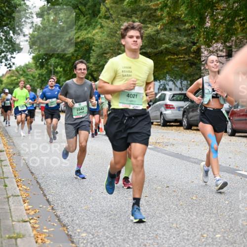 21.09.2025 - PSD Bank Halbmarathon Dr. Thomas Lammeyer http://msf.ph/oto/8930393 21.09.2025 10:49:55 Laufen 2907, 2543, 4021 meine-sportfotos.de