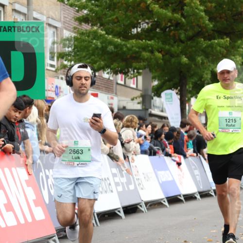 21.09.2025 - PSD Bank Halbmarathon Strokosch-Dieckow http://msf.ph/oto/8930416 21.09.2025 12:12:53 Ziel 1215, 2663, 3354, 3972 meine-sportfotos.de