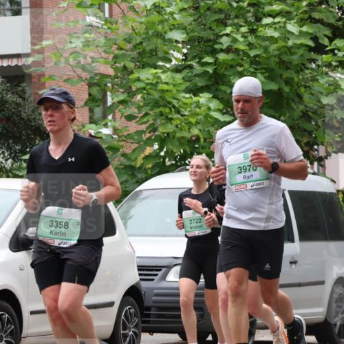 21.09.2025 - PSD Bank Halbmarathon Luisa Fischer http://msf.ph/oto/8930460 21.09.2025 11:52:01 Laufen 3358, 2722, 3970, 3418, 2890 meine-sportfotos.de