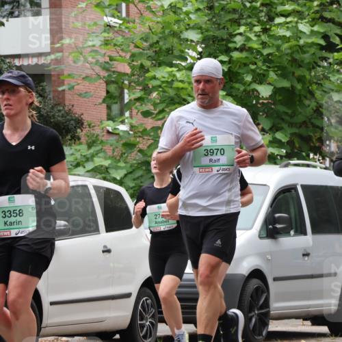 21.09.2025 - PSD Bank Halbmarathon Luisa Fischer http://msf.ph/oto/8930462 21.09.2025 11:52:01 Laufen 3358, 271, 3970, 2890 meine-sportfotos.de