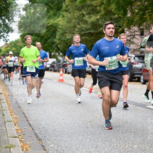 21.09.2025 - PSD Bank Halbmarathon Dr. Thomas Lammeyer http://msf.ph/oto/8930471 21.09.2025 10:49:59 Laufen 2166, 3565, 2907, 2958 meine-sportfotos.de