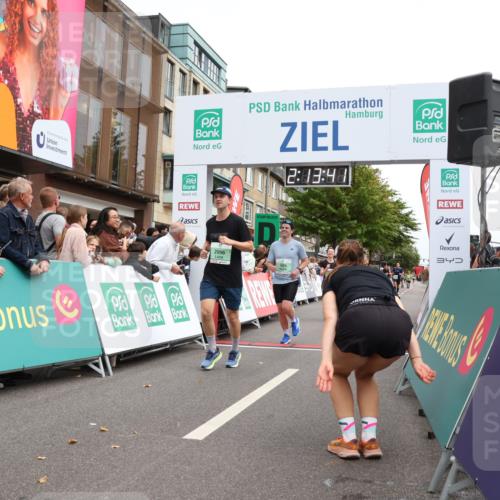 21.09.2025 - PSD Bank Halbmarathon Strokosch-Dieckow http://msf.ph/oto/8930496 21.09.2025 12:13:04 Ziel 1625, 2996, 3344, 3483, 3769 meine-sportfotos.de