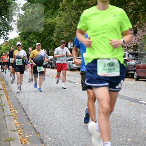21.09.2025 - PSD Bank Halbmarathon Dr. Thomas Lammeyer http://msf.ph/oto/8930523 21.09.2025 10:50:03 Laufen 1198, 1173, 2166, 4915 meine-sportfotos.de