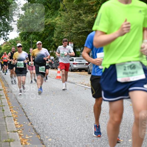 21.09.2025 - PSD Bank Halbmarathon Dr. Thomas Lammeyer http://msf.ph/oto/8930530 21.09.2025 10:50:03 Laufen 1198, 1173, 2840, 2166, 4915 meine-sportfotos.de