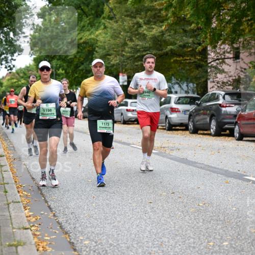 21.09.2025 - PSD Bank Halbmarathon Dr. Thomas Lammeyer http://msf.ph/oto/8930561 21.09.2025 10:50:04 Laufen 1198, 3028, 1173, 2840, 4915 meine-sportfotos.de