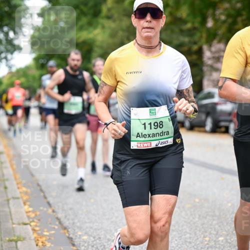 21.09.2025 - PSD Bank Halbmarathon Dr. Thomas Lammeyer http://msf.ph/oto/8930608 21.09.2025 10:50:07 Laufen 1198, 1173 meine-sportfotos.de