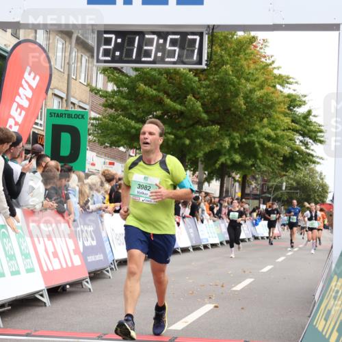 21.09.2025 - PSD Bank Halbmarathon Strokosch-Dieckow http://msf.ph/oto/8930618 21.09.2025 12:13:20 Ziel 1553, 2198, 3982 meine-sportfotos.de